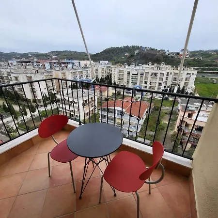 Julia's In Golem (Tirana)