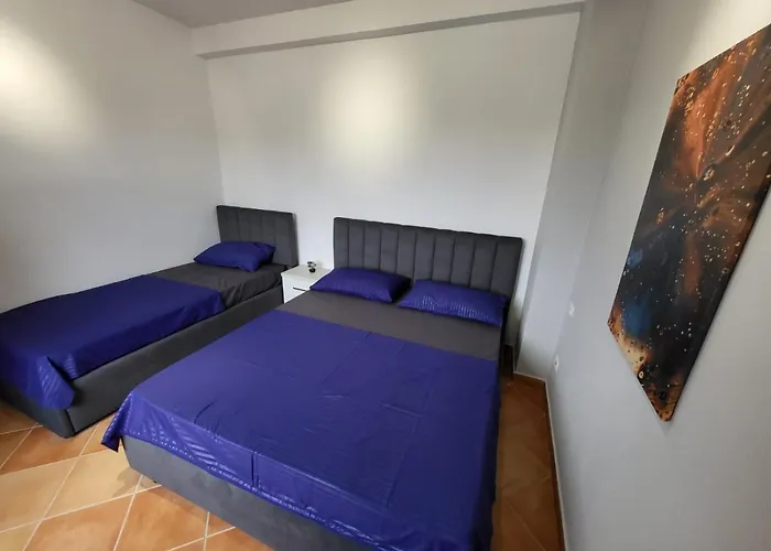 Apartment Julia's In *