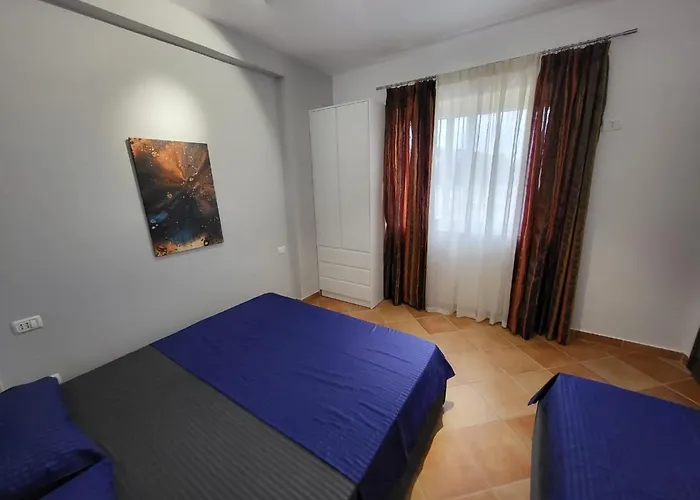 Apartment Julia's In *